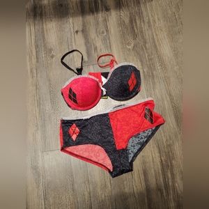 New - Harley Quinn Silky Under Garments / Underwear / Bra Set - Size 34B & M